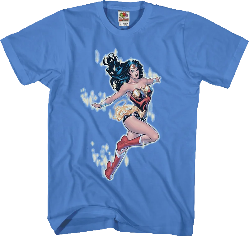 Men's travel-friendly t-shirt-Strike A Pose Wonder Woman T-Shirt