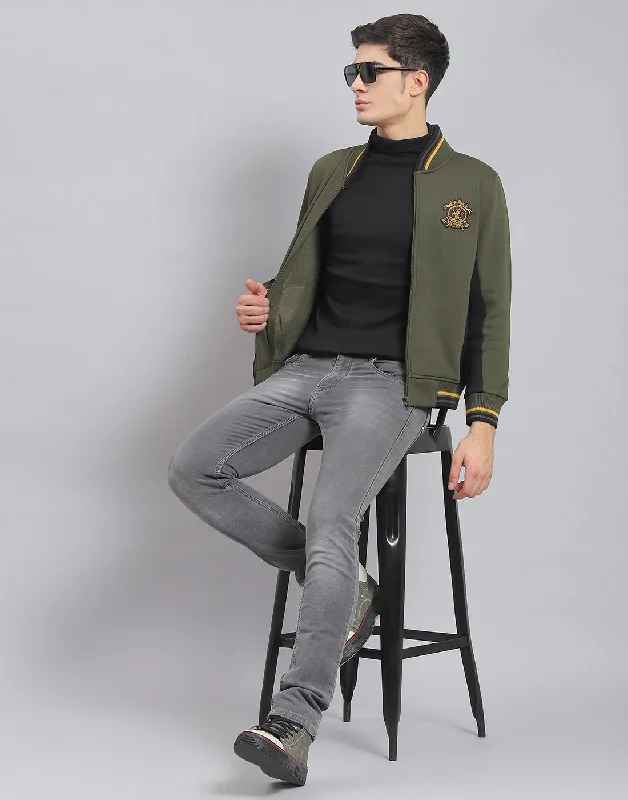 Men's retro sweatshirt-Men Olive Solid Mandarin Collar Full Sleeve Sweatshirt