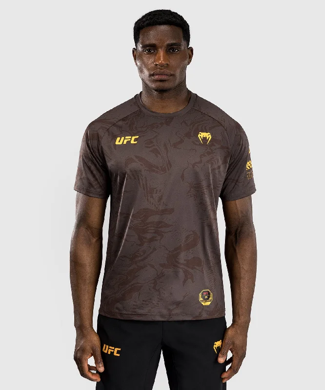 Men's yoga t-shirt-UFC Fusion by Venum Fight Week Men’s Dry-Tech T-Shirt - Earthen Brown