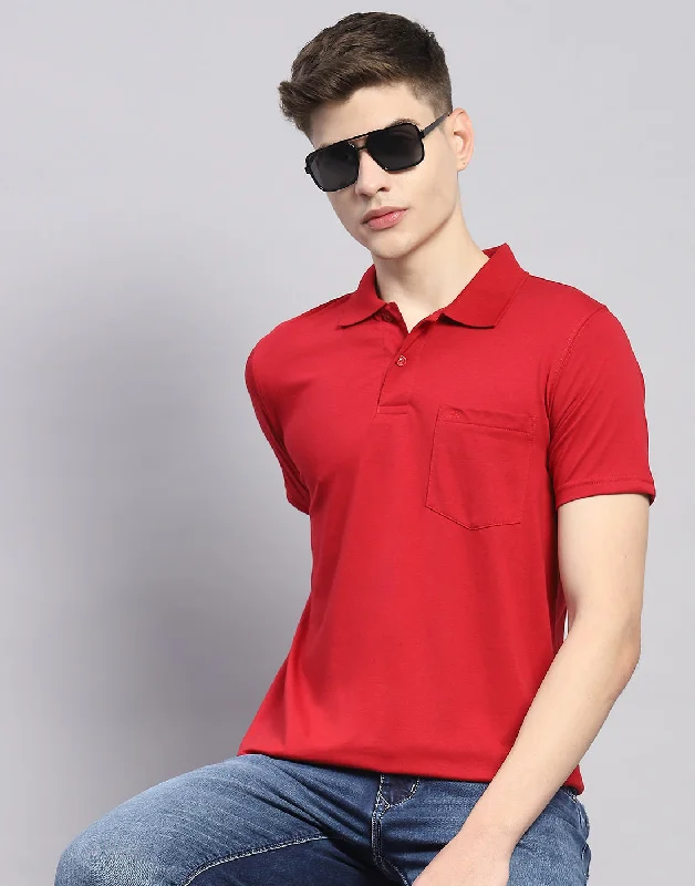 Men's weather-resistant t-shirt-Men Red Solid Polo Collar Half Sleeve T-Shirt