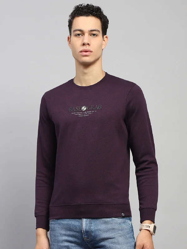 Men's earthy tones t-shirt-Men Burgundy Printed Round Neck Full Sleeve Winter T-Shirt