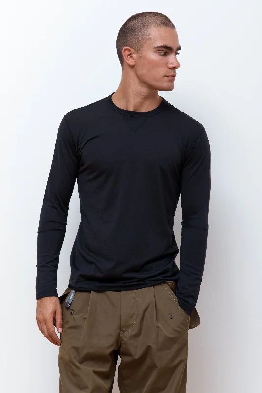 Men's weekend casual t-shirt-Merino Base LS T Black