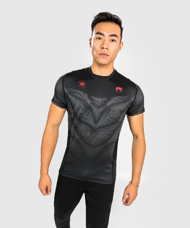 Men's anti-odor t-shirt-Venum Phantom Dry Tech T-Shirt - Black/Red