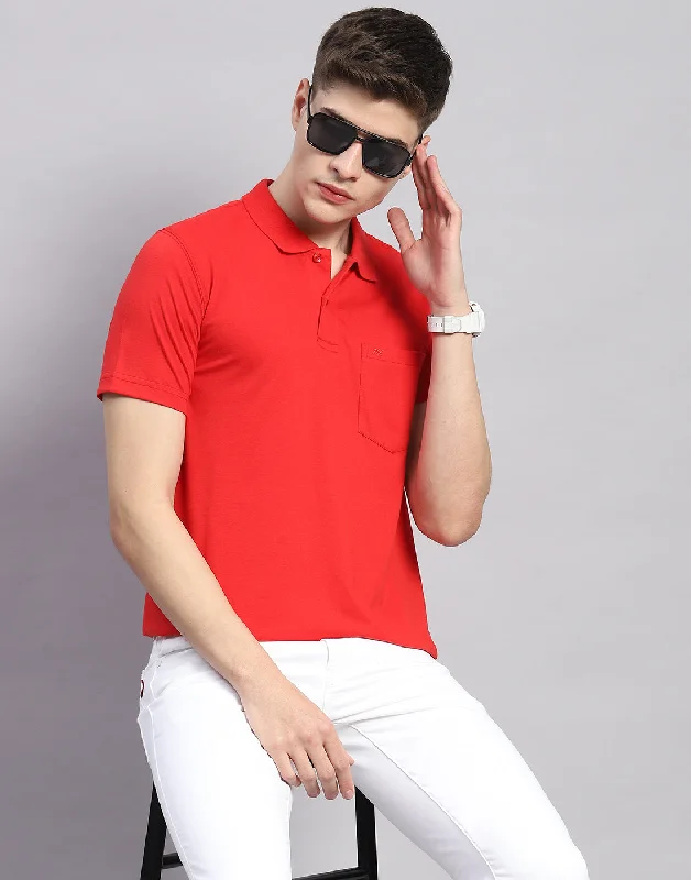 Men's smart technology t-shirt-Men Red Solid Polo Collar Half Sleeve T-Shirt