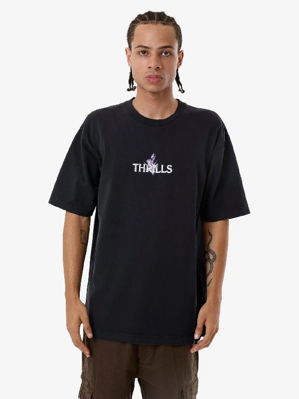 Men's tailored fit t-shirt-In Bloom Oversize Fit Tee - Twilight Black