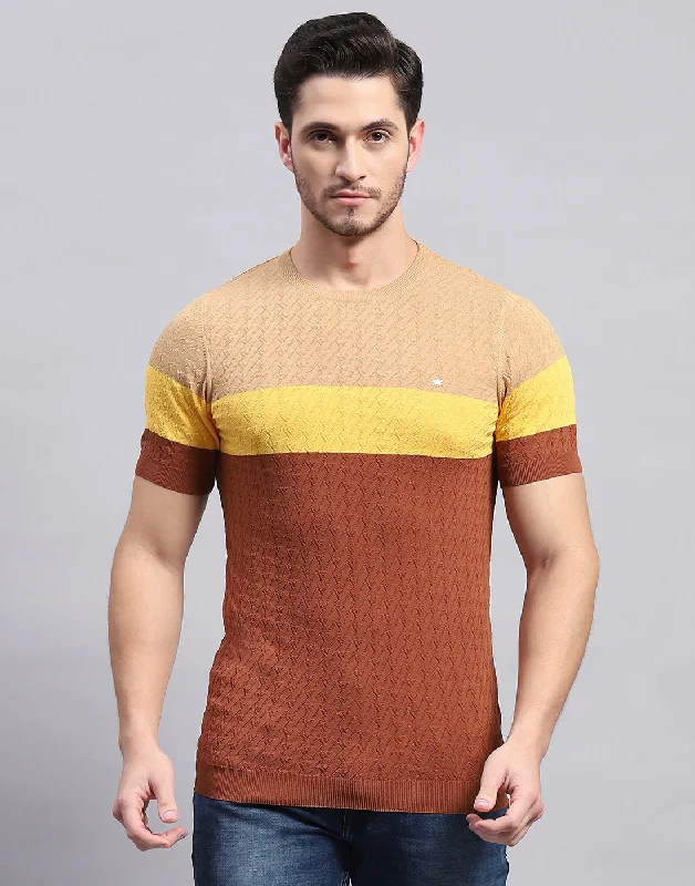 Men's quick-wicking t-shirt-Men Rust Stripe Round Neck Half Sleeve T-Shirt